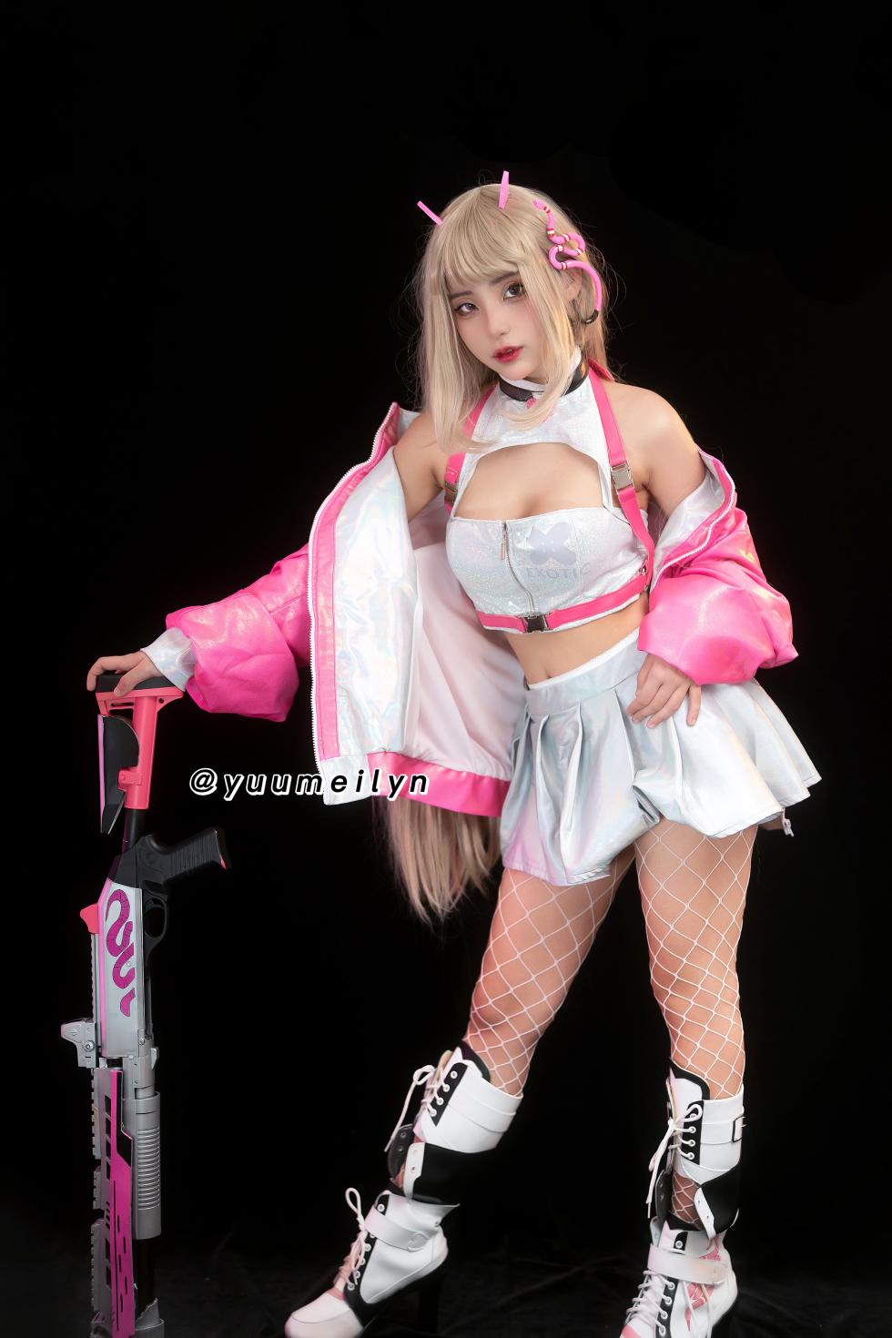 Meiilyn - Viper - Page 2