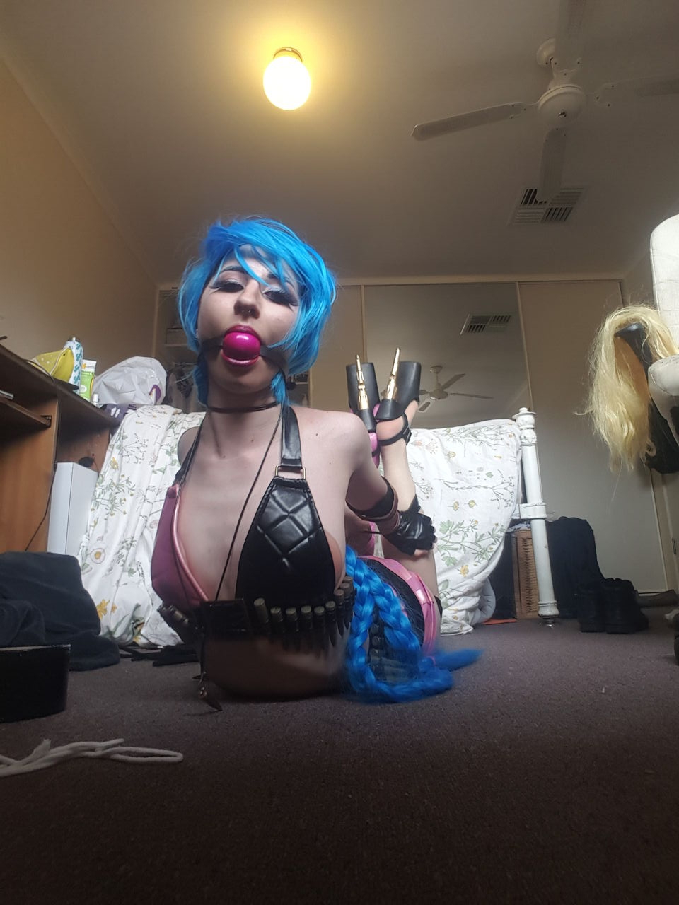 Frayedknot - Jinx (fixed) - Page 19