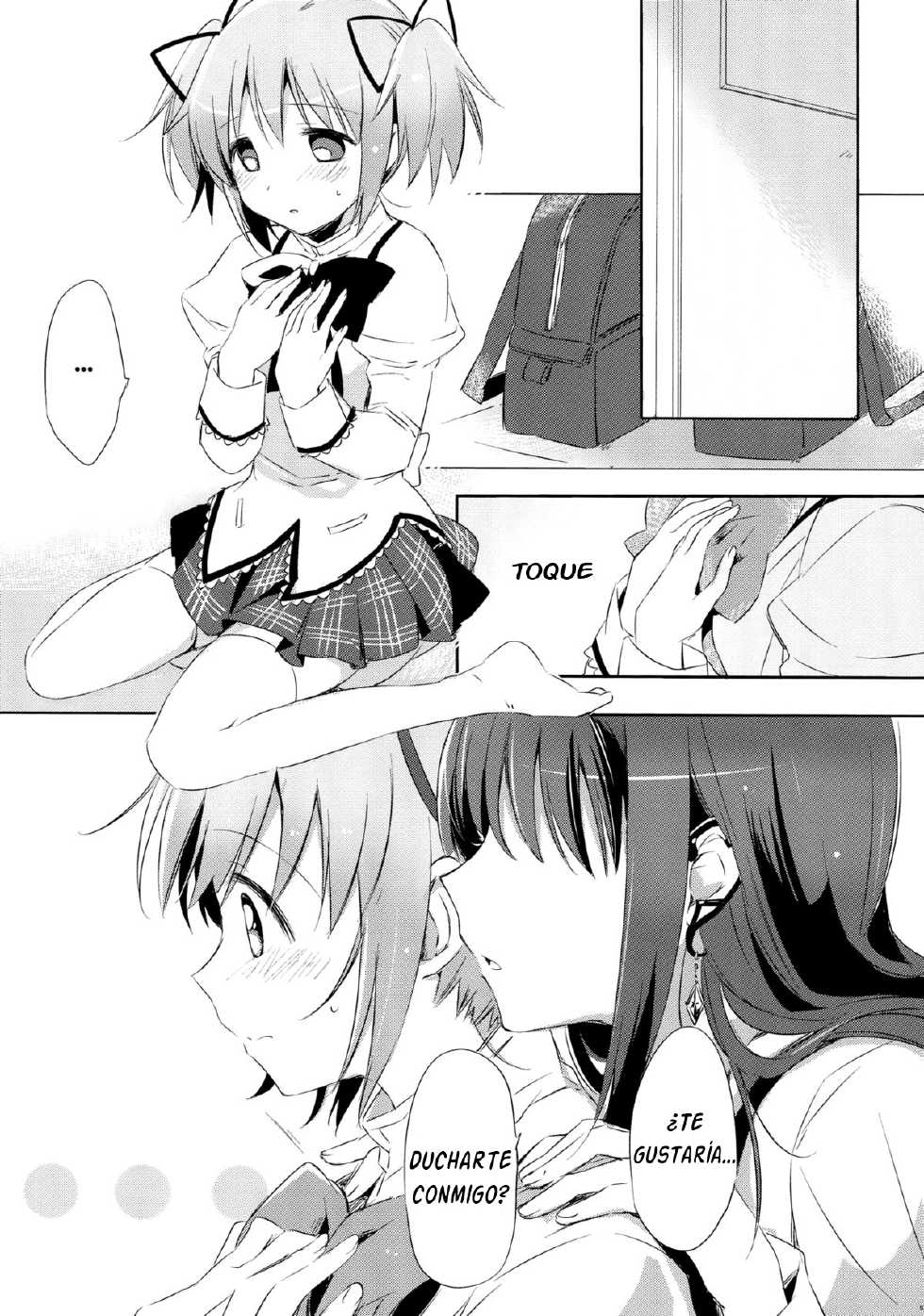 (Mou Nanimo Kowakunai 14) [CITRON (Yamada Ako)] Himitsu no Hanashi o Kikitai Soudesu | Una Historia Quiero Escuchar (Puella Magi Madoka Magica) [Spanish] [Cloudusito no Fansub] - Page 4